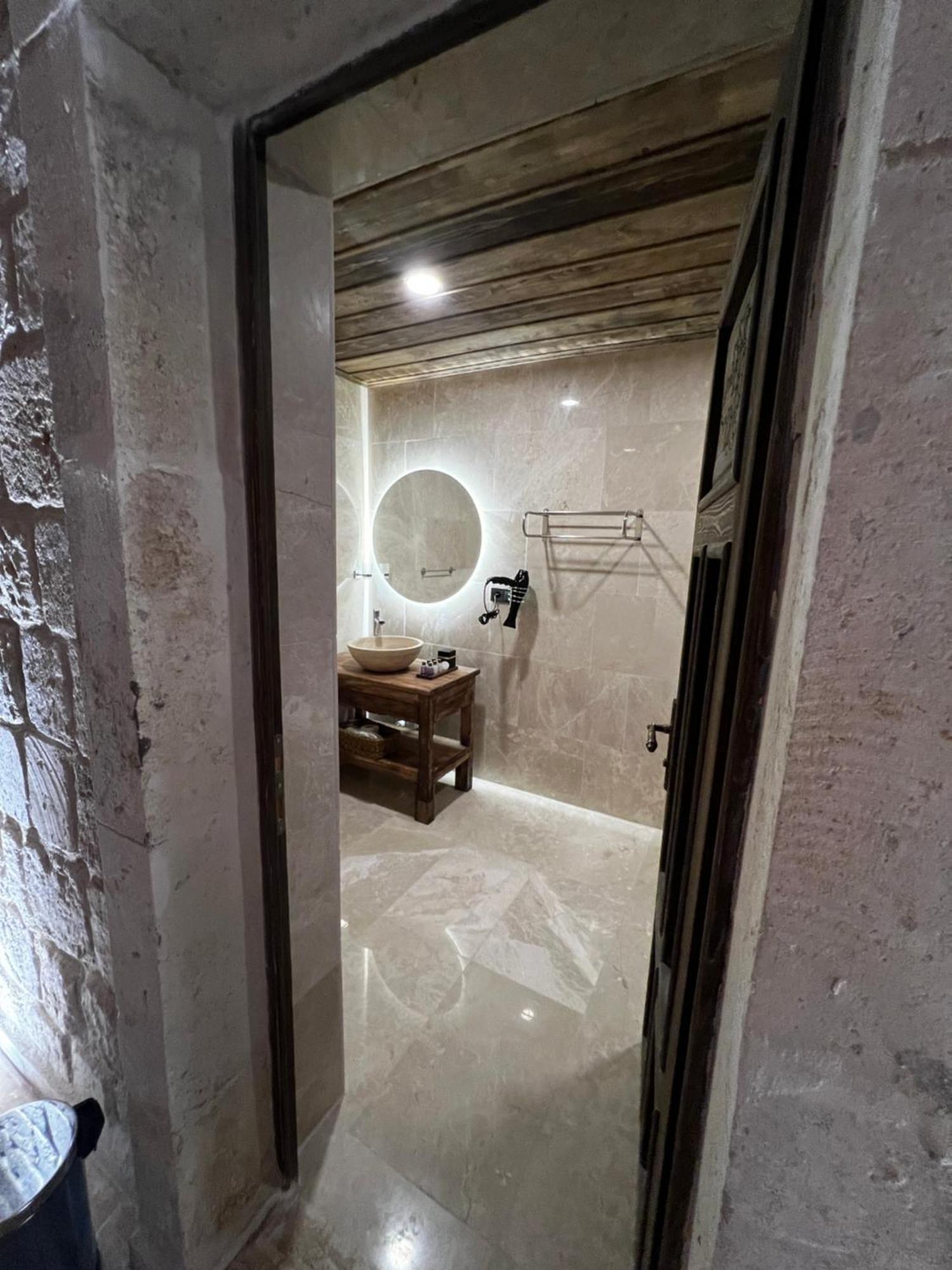 Chakra Special Caves Hotel Ürgüp Bagian luar foto