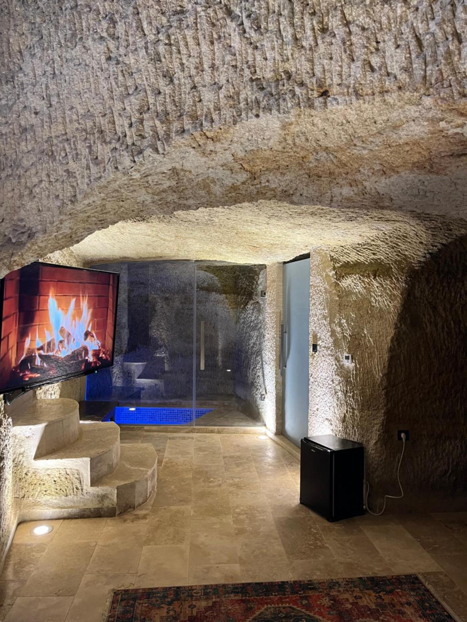 Chakra Special Caves Hotel Ürgüp Bagian luar foto