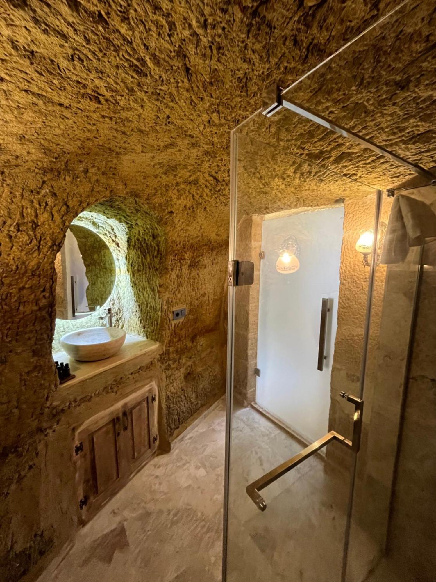 Chakra Special Caves Hotel Ürgüp Bagian luar foto