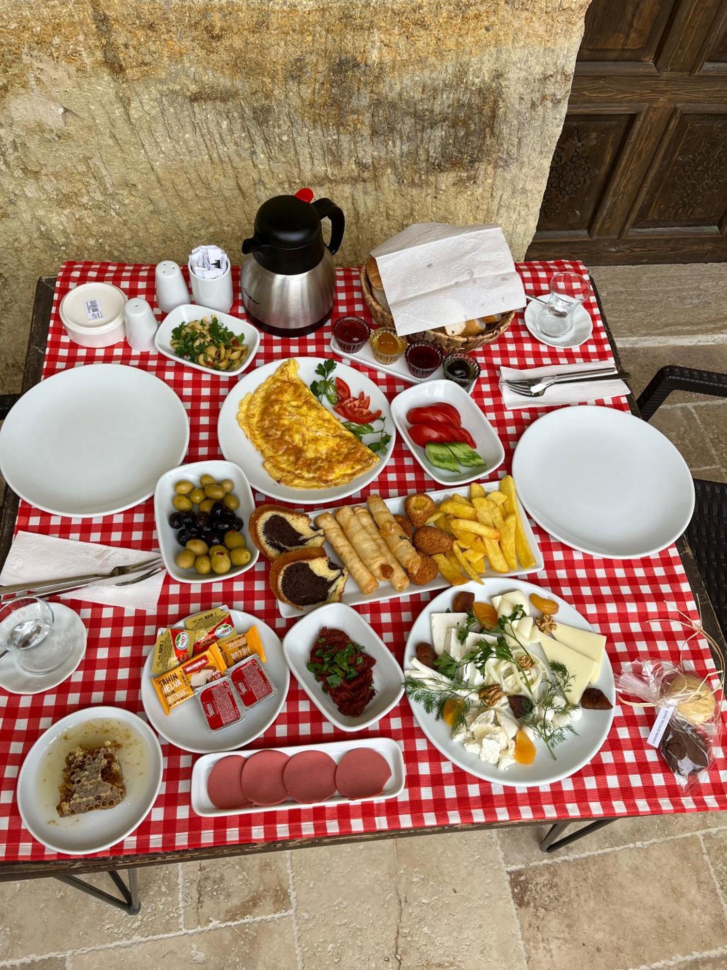Chakra Special Caves Hotel Ürgüp Bagian luar foto