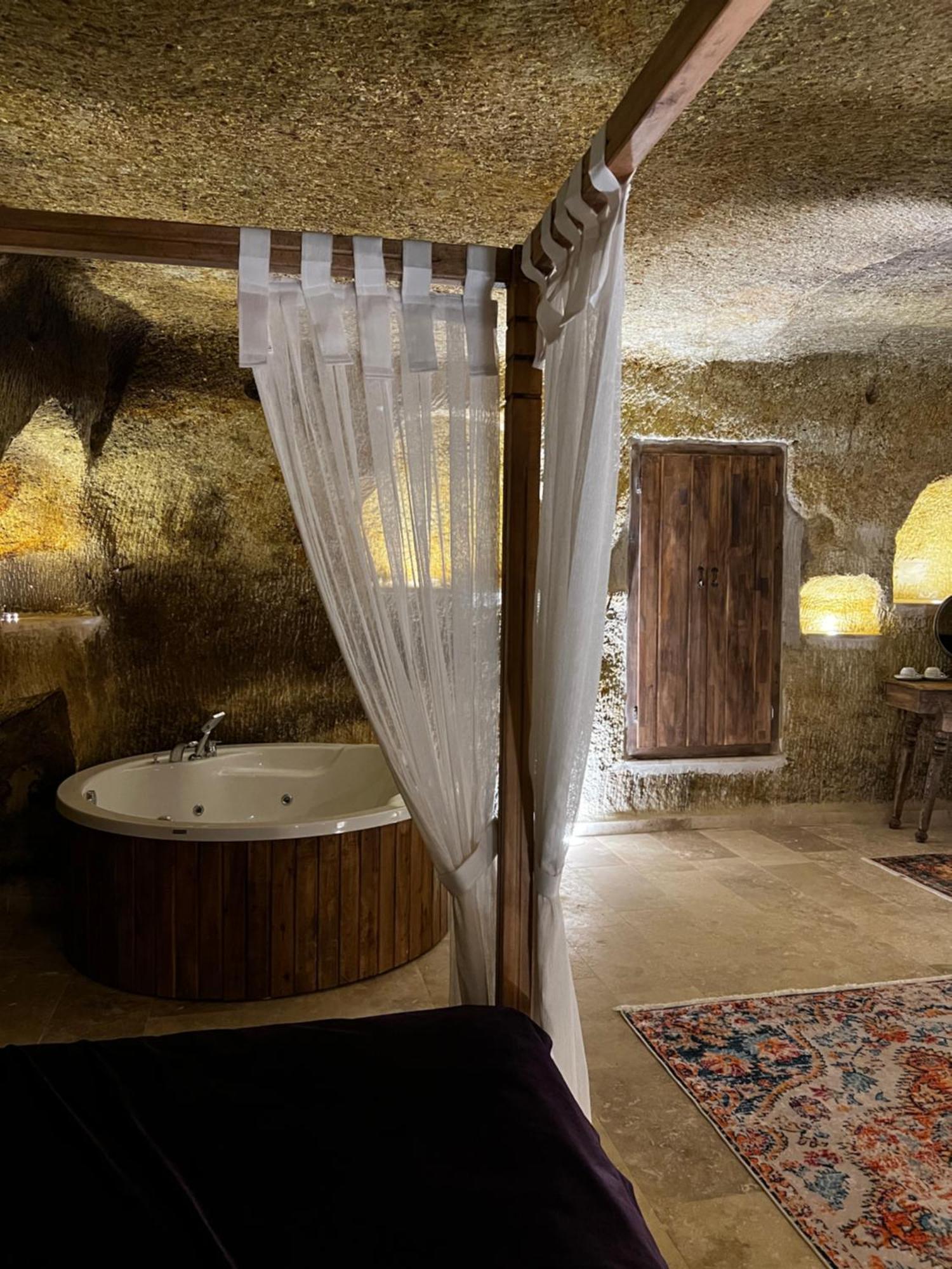 Chakra Special Caves Hotel Ürgüp Bagian luar foto