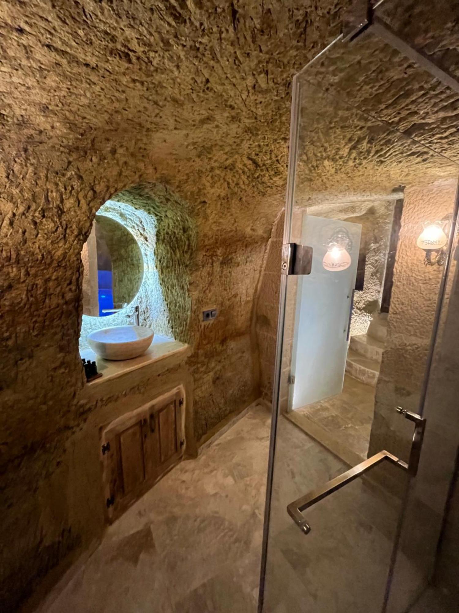 Chakra Special Caves Hotel Ürgüp Bagian luar foto